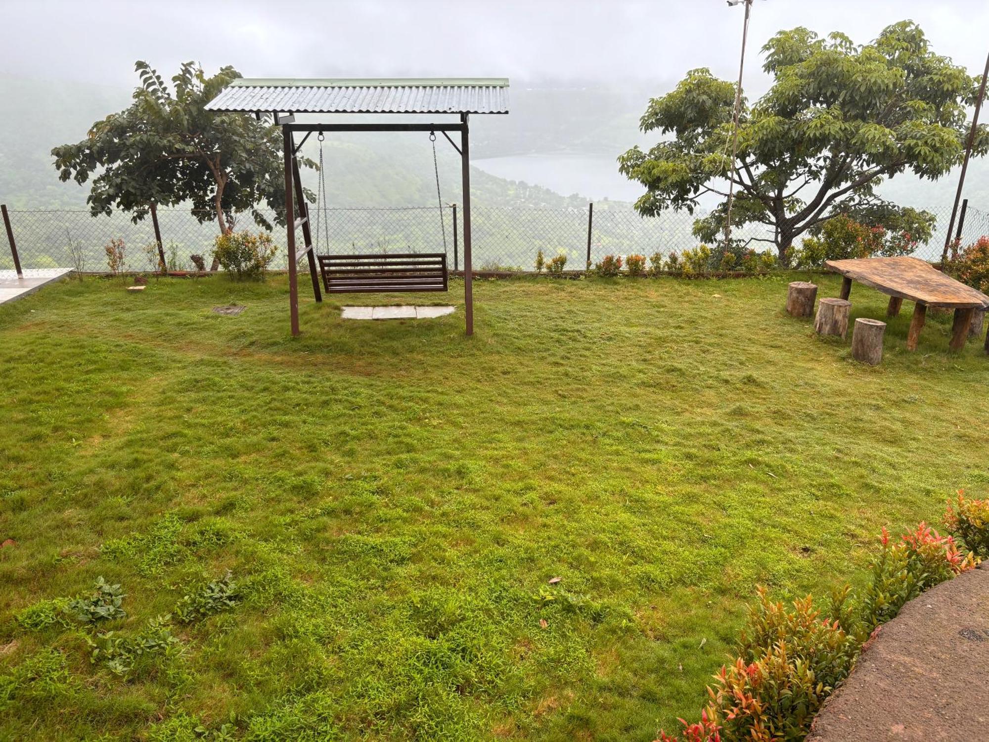 Paramount 3 Ac Bedrooms Hall Garden With Lake View Panchgani Esterno foto