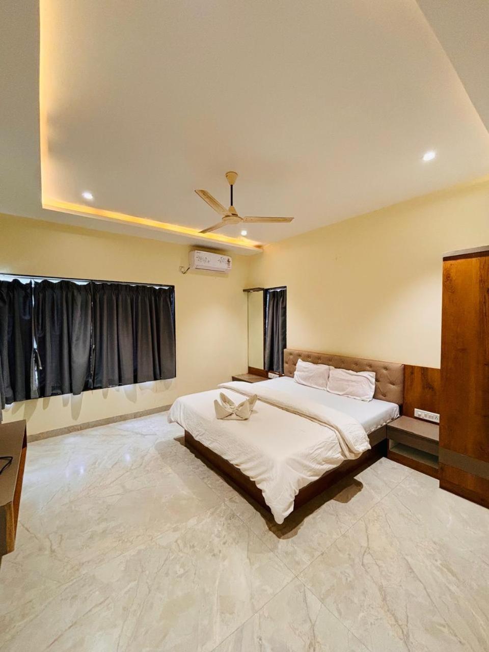 Paramount 3 Ac Bedrooms Hall Garden With Lake View Panchgani Esterno foto