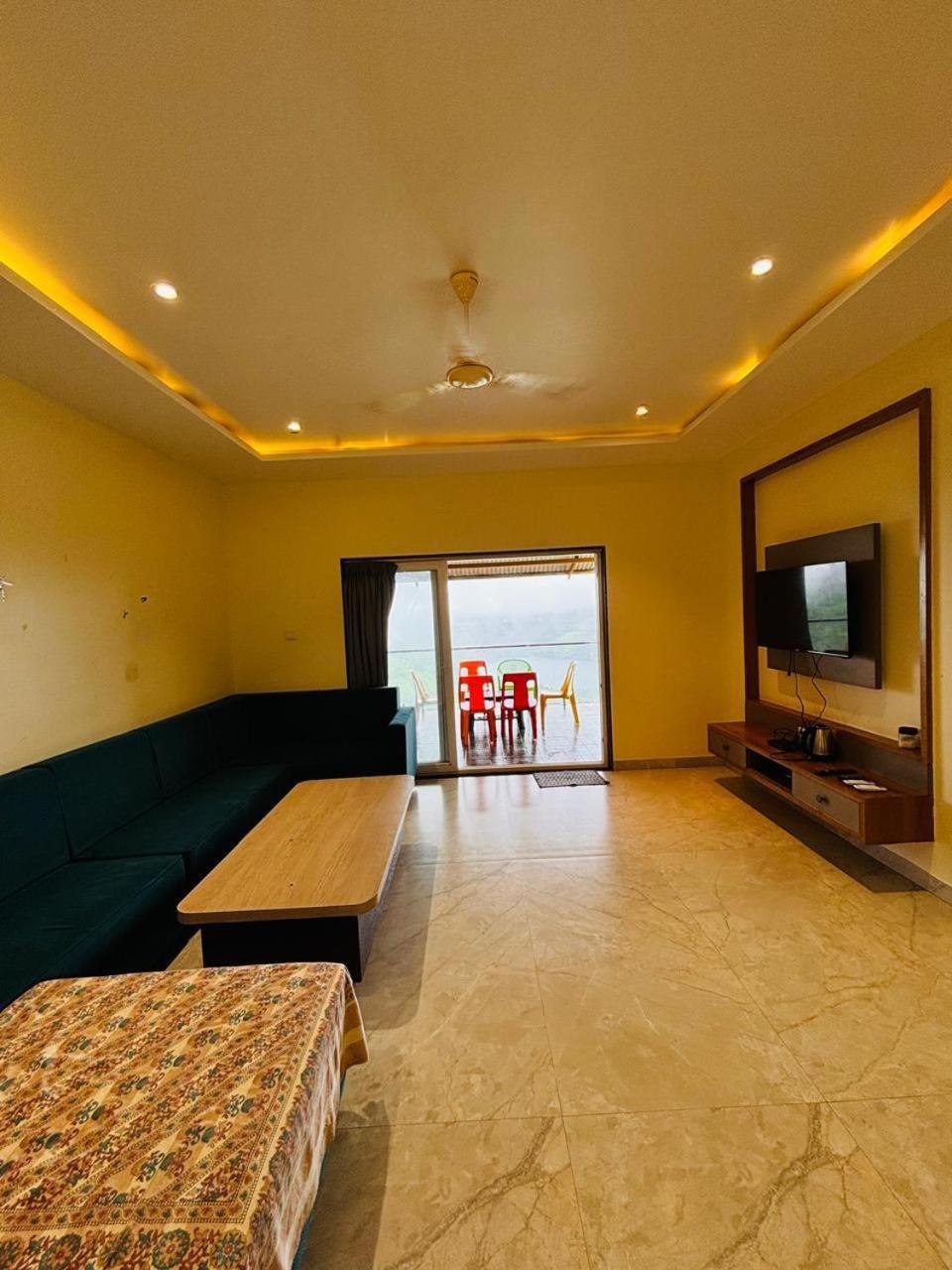 Paramount 3 Ac Bedrooms Hall Garden With Lake View Panchgani Esterno foto