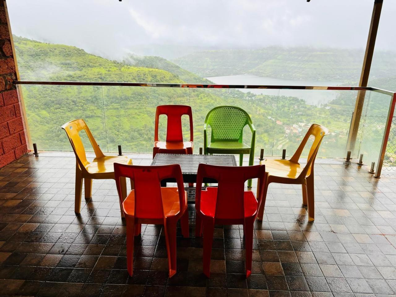 Paramount 3 Ac Bedrooms Hall Garden With Lake View Panchgani Esterno foto