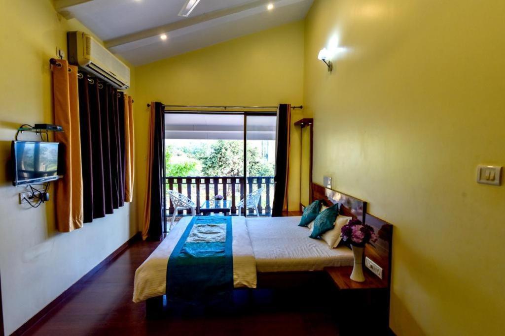 Paramount 3 Ac Bedrooms Hall Garden With Lake View Panchgani Esterno foto