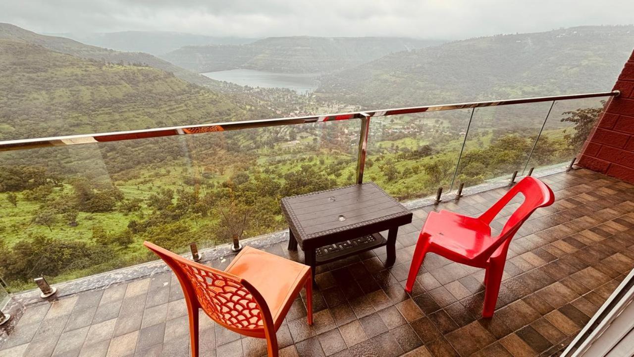 Paramount 3 Ac Bedrooms Hall Garden With Lake View Panchgani Esterno foto