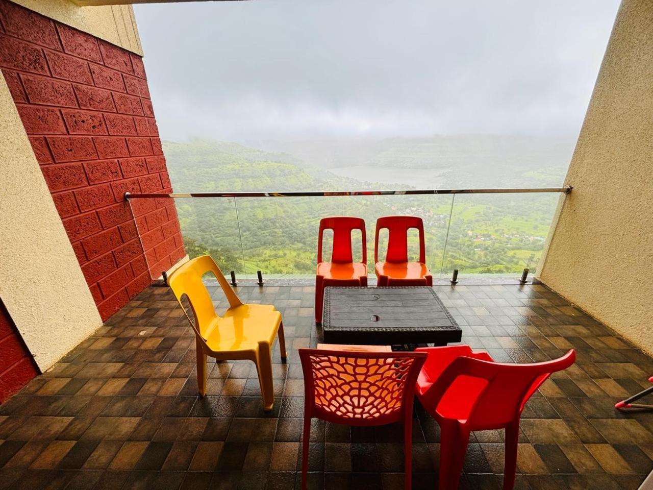 Paramount 3 Ac Bedrooms Hall Garden With Lake View Panchgani Esterno foto