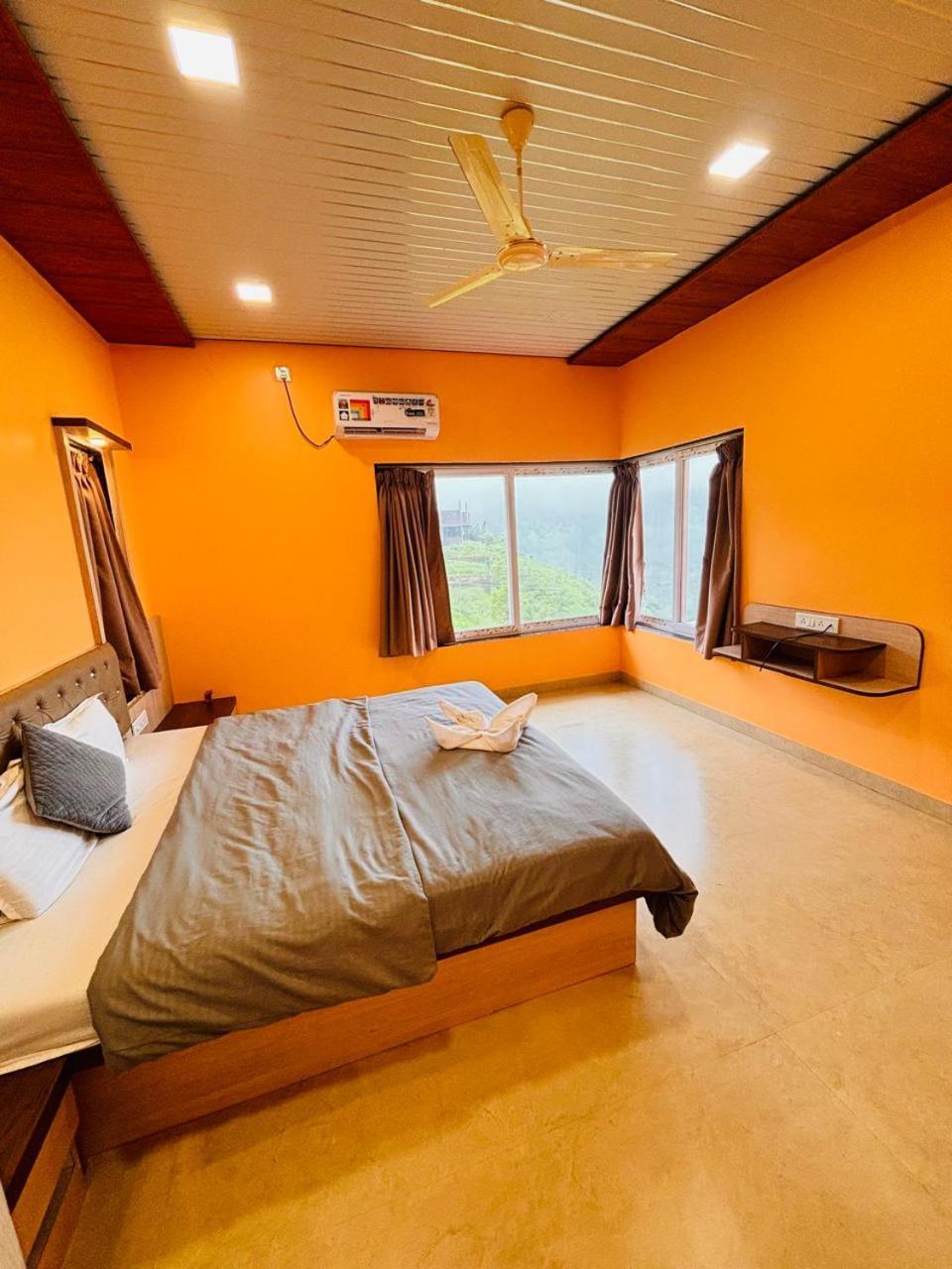 Paramount 3 Ac Bedrooms Hall Garden With Lake View Panchgani Esterno foto