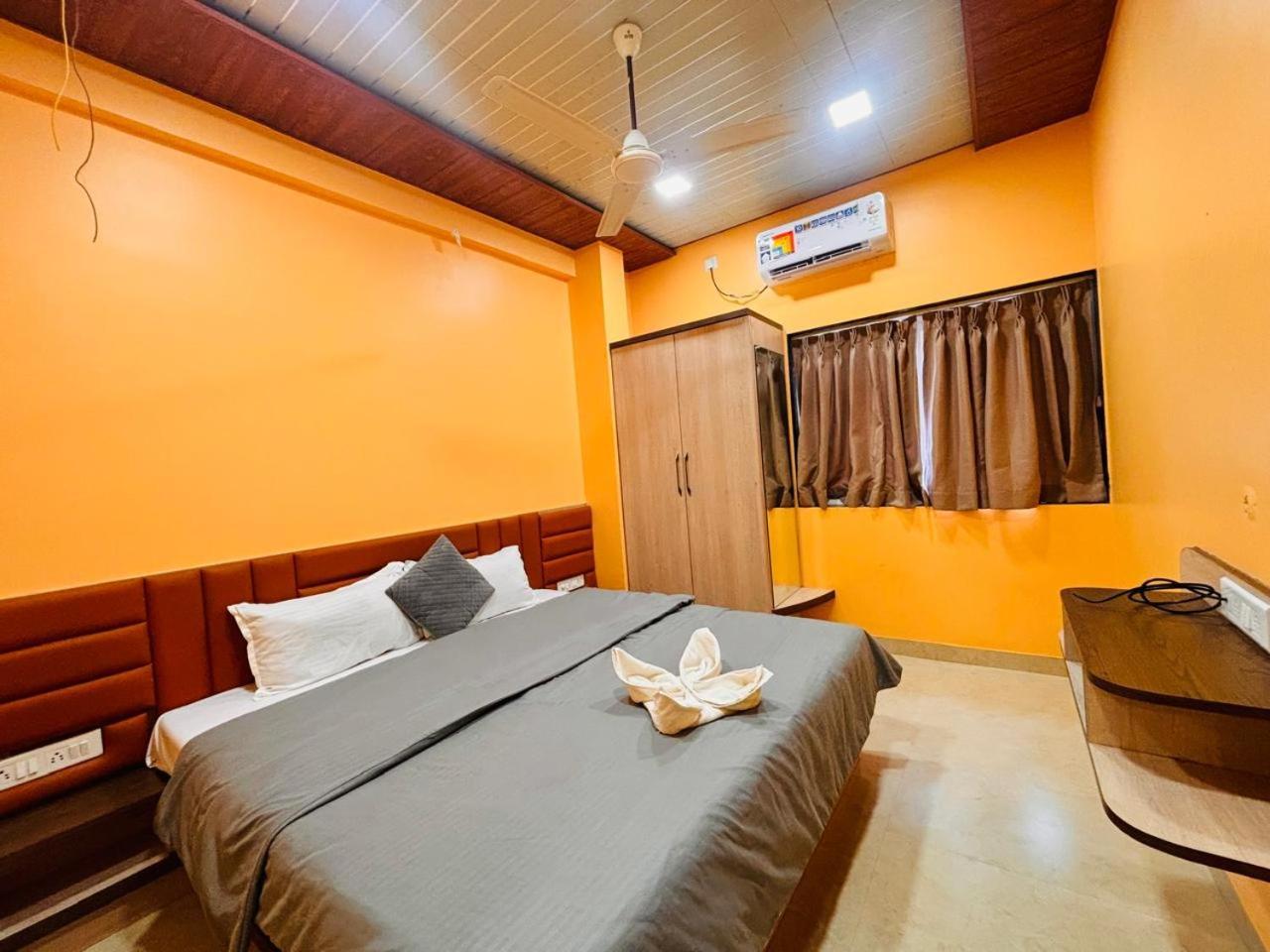 Paramount 3 Ac Bedrooms Hall Garden With Lake View Panchgani Esterno foto